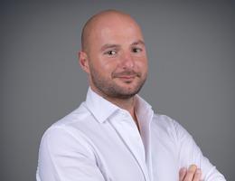 العميل Arsen Gasparyan