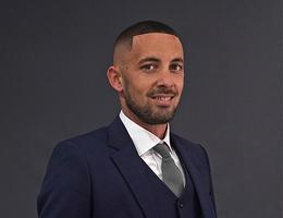 العميل Chris Maughan