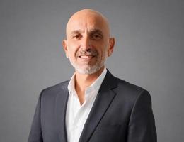 العميل Amer Dababneh