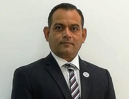 العميل Leonard Pacheco