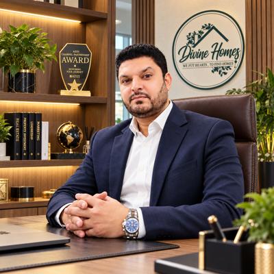العميل Ishfaq Naseem