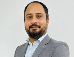 العميل Umer Ghani