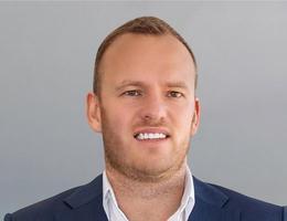 العميل Daniel Perry