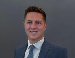 العميل Chris Reeves