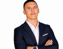 العميل Alexander Kaminski