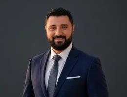 العميل Yasser Etreby