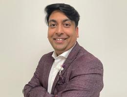 العميل Vikram Parekh