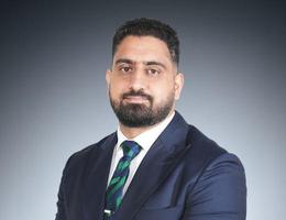 العميل Muneeb Syed