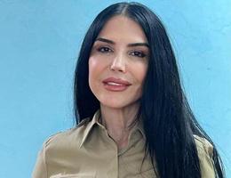 العميل Mina Moosavikhansari