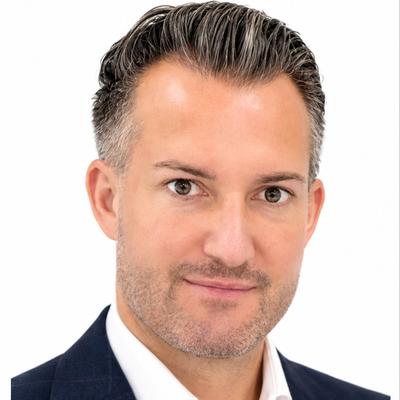 Agent Wolfgang Waltl