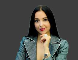 Agent Parisa Davarkia