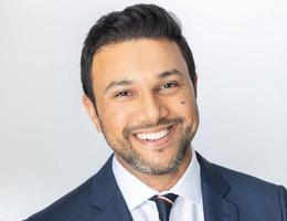 العميل Adeel Malik