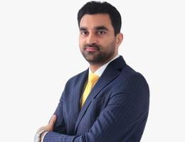 العميل Zeeshan Liaqat