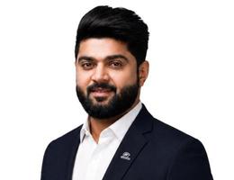 العميل Mayank Chopra
