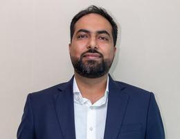 العميل Puneet Jeet Kumar