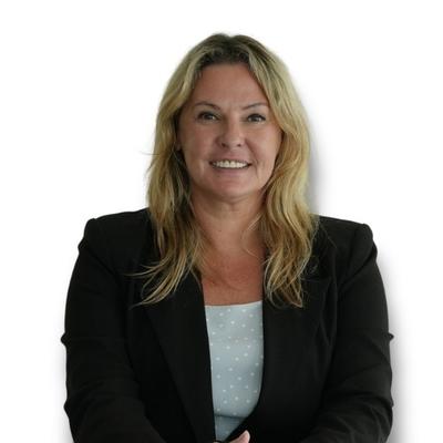 Agent Rita Neovesky