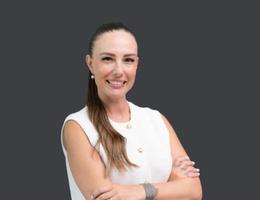 العميل Leoni Esterhuizen
