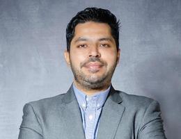 Agent Zeeshan Akram