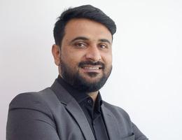 العميل Muhmmad Farooq