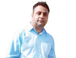 العميل Syed Saqib
