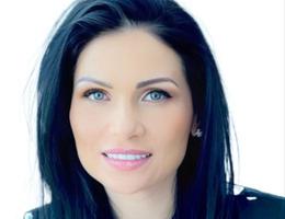 Agent Adriana Lee