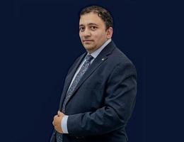 العميل Syed Naveed