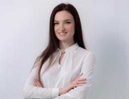 Agent Volha Uhlikava