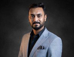 العميل Swasttik Bhatt