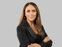 العميل Sarah Lock