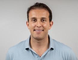 العميل James Phillips