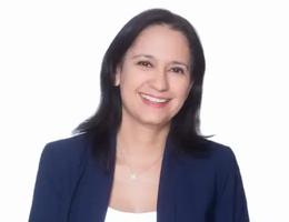العميل Helga Seguias