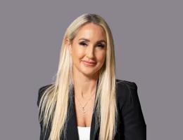 Agent Jenni Deighton