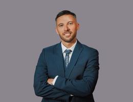 العميل Tom Helsby