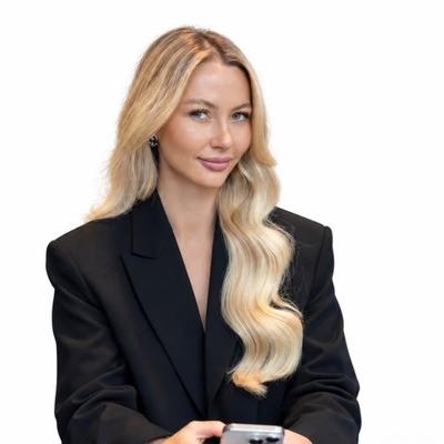 Agent Giulia Walkowski