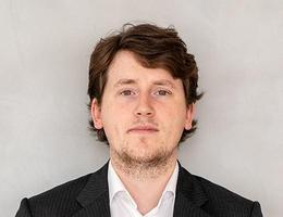 Agent Thomas Cavanagh