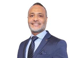 العميل Ayman Abdalla