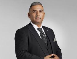 العميل Ameet Vaya