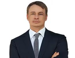 Agent Denis Makhnev
