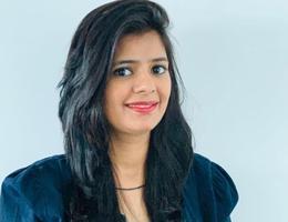 العميل Doli Bharwani