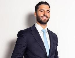 العميل George Lupson