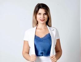 العميل KRYSTSINA MIKLUSH