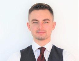 العميل Maksym Piasetskyi