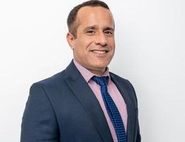 العميل Faheem Agha
