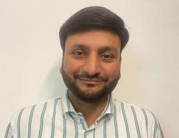 العميل Priyank Agarwal