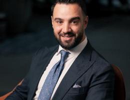 العميل Qais Ayyoub