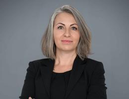 العميل Svetla Durrani