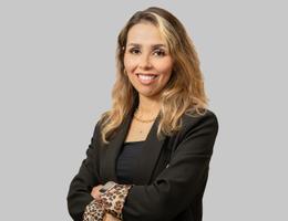 العميل Zena Elrefaie