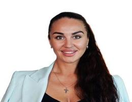 العميل Daria Davydova