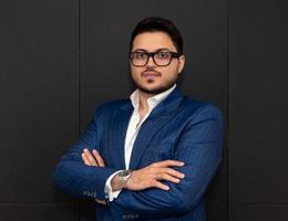 Agent Issa Kapadia