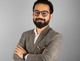 العميل Osama Abbas